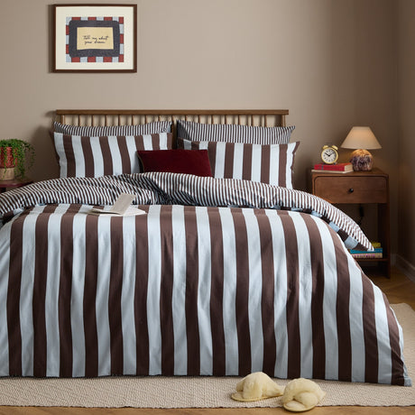 The Ultimate Stripe Reversible Duvet Cover Set - Blueberry Muffin