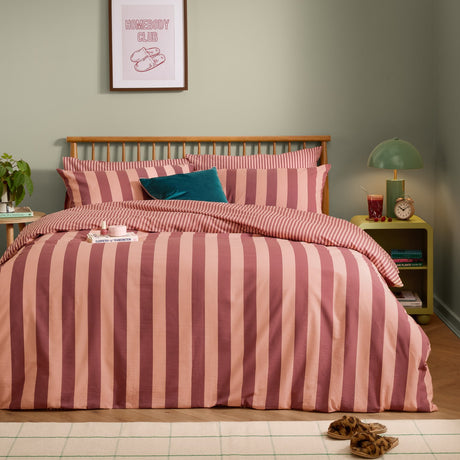 The Ultimate Stripe Reversible Duvet Cover Set - Raspberry Smoothie