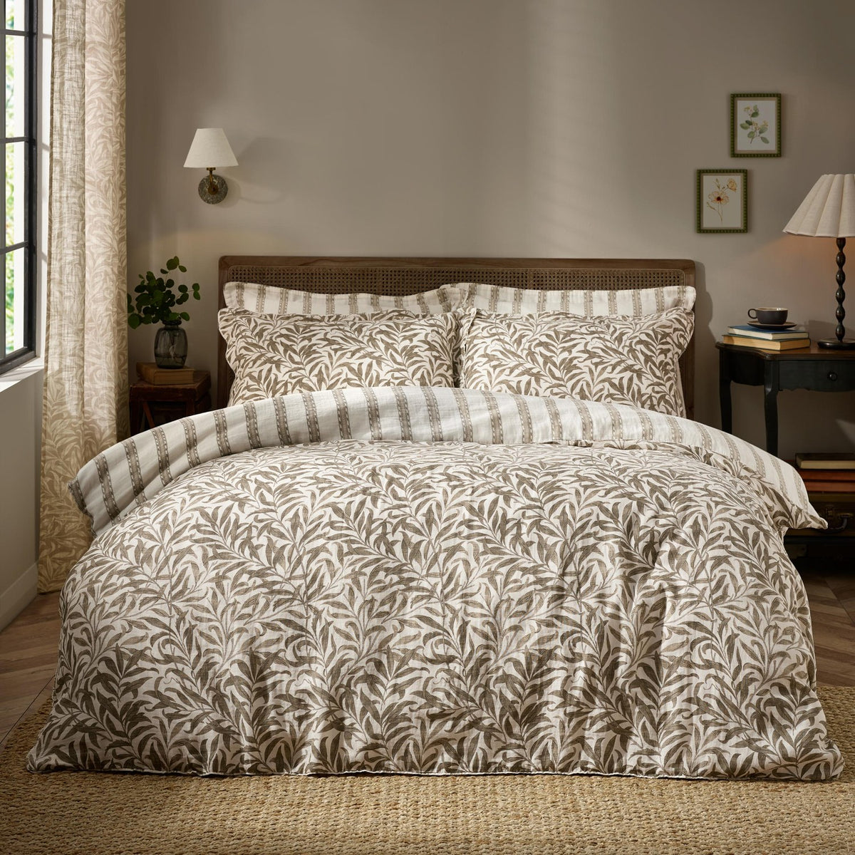 Willow Boughs Cotton Botanical Duvet Cover Set - Natural