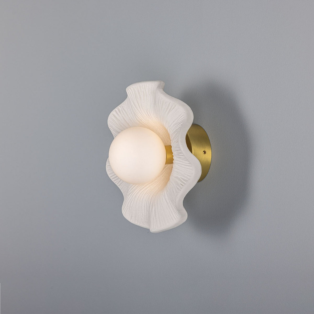 Rivale Ceramic Globe Wall Light IP44 - Matt White Striped