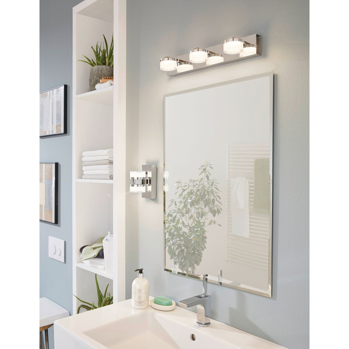 Romendo 1 LED Bathroom Wall Light - Chrome