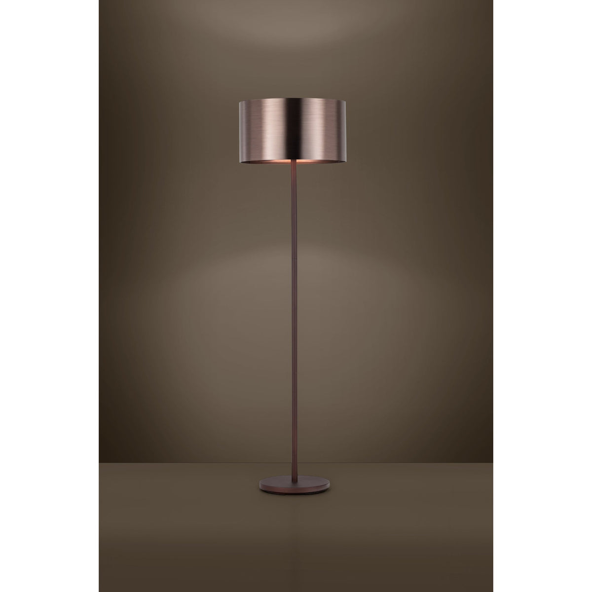 Saganto 1 Floor Lamp - Brown