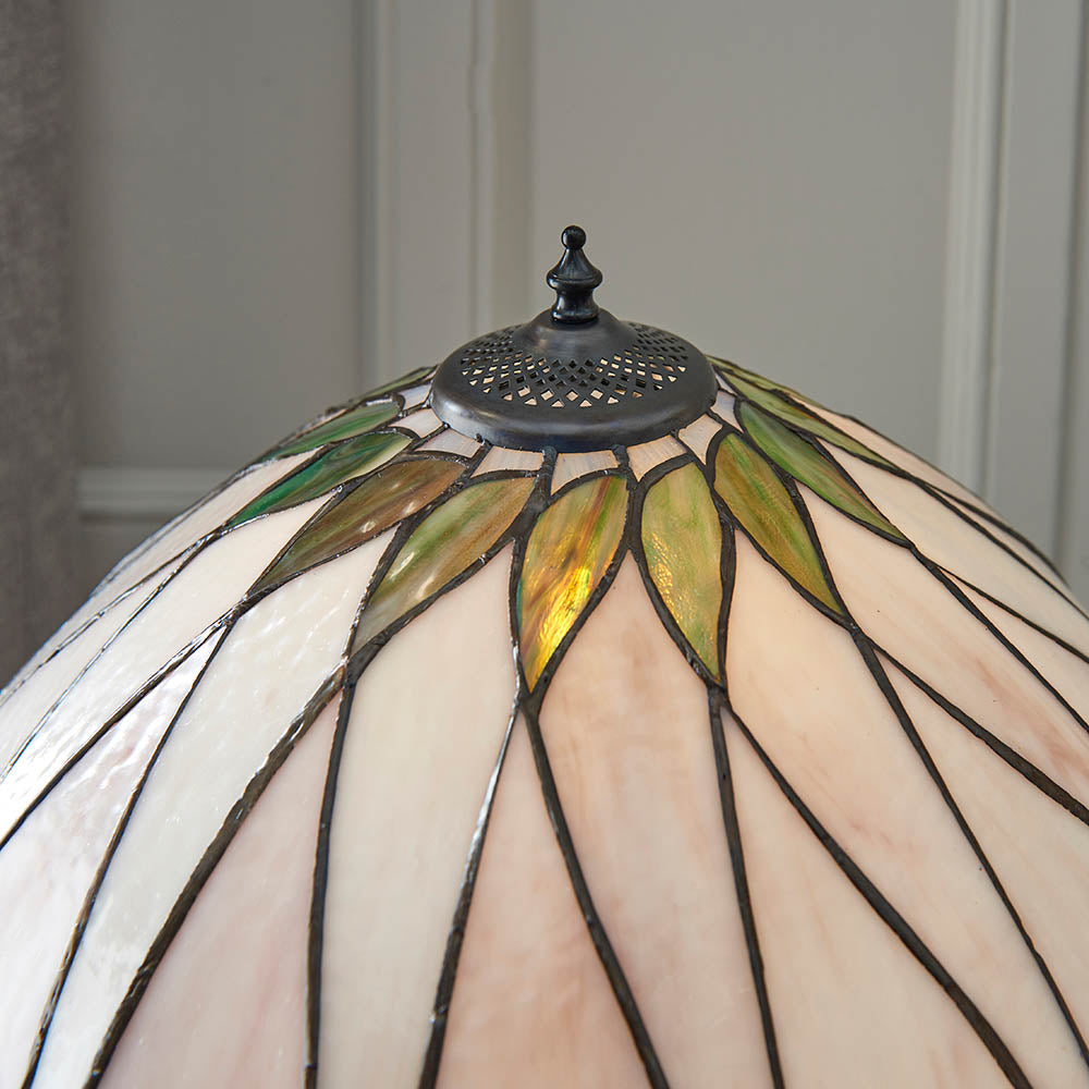 Pentleigh Medium Tiffany Table Lamp - Multicoloured