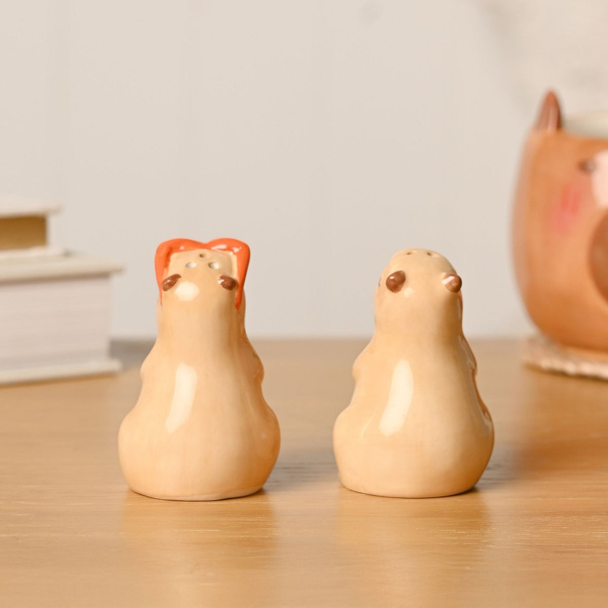 Capybara Earthenware Salt & Pepper Pot Set - Brown & Orange