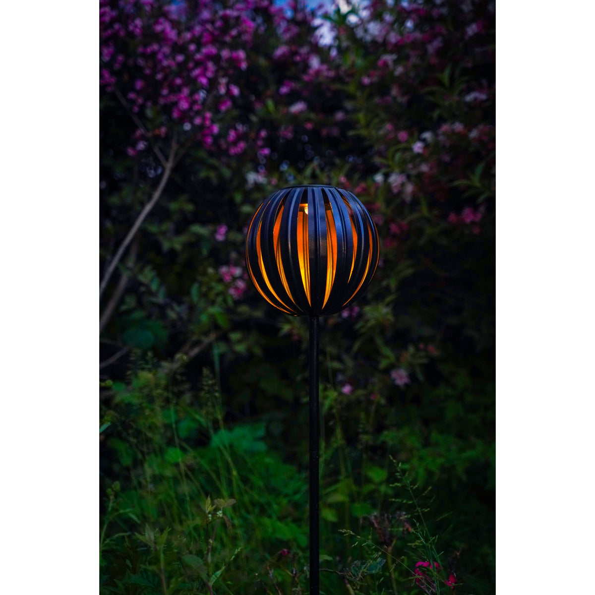 Solar Spike Light - Black & Gold