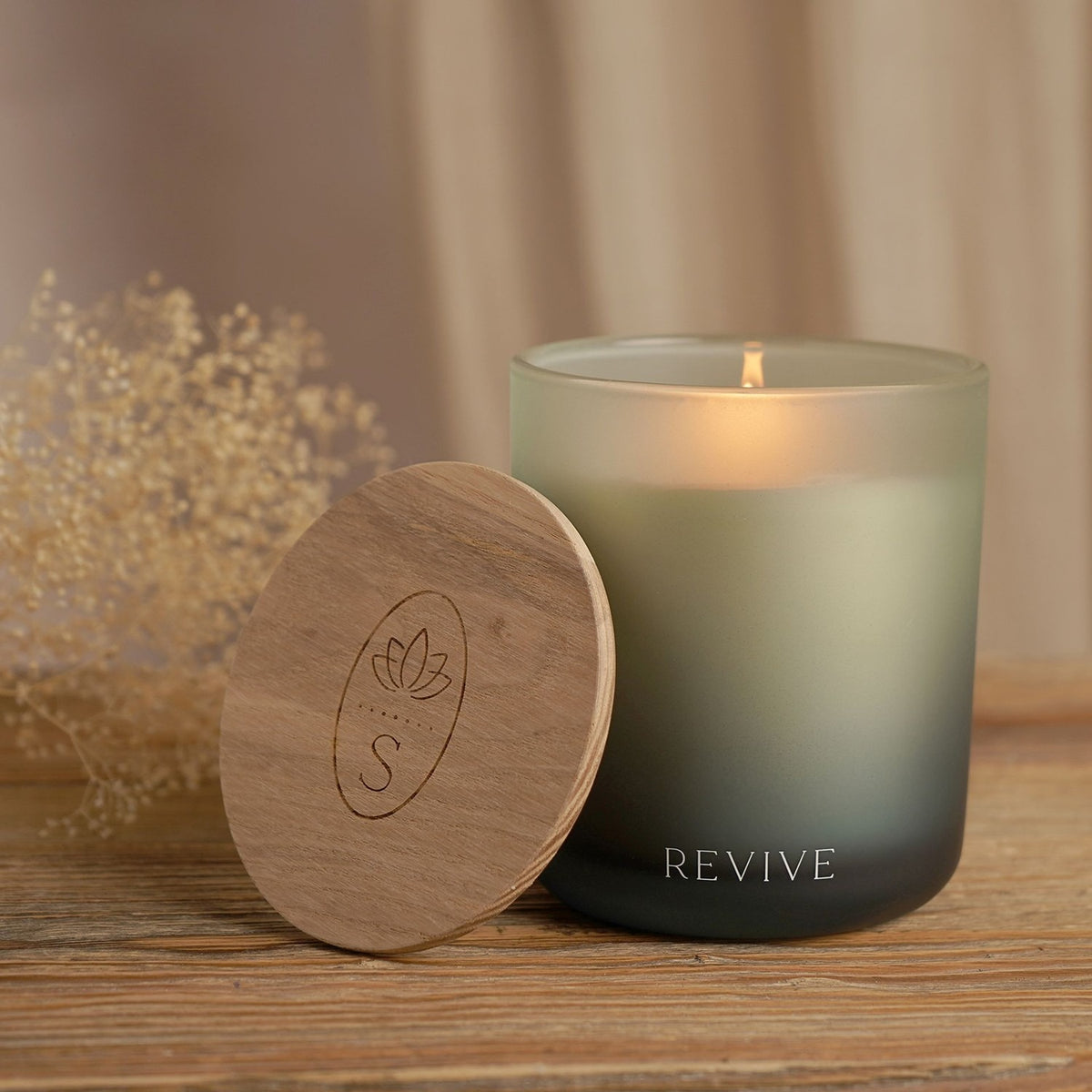 Revive Bergamot, Fir Balsam and Cedarwood Candle 270g - Blue