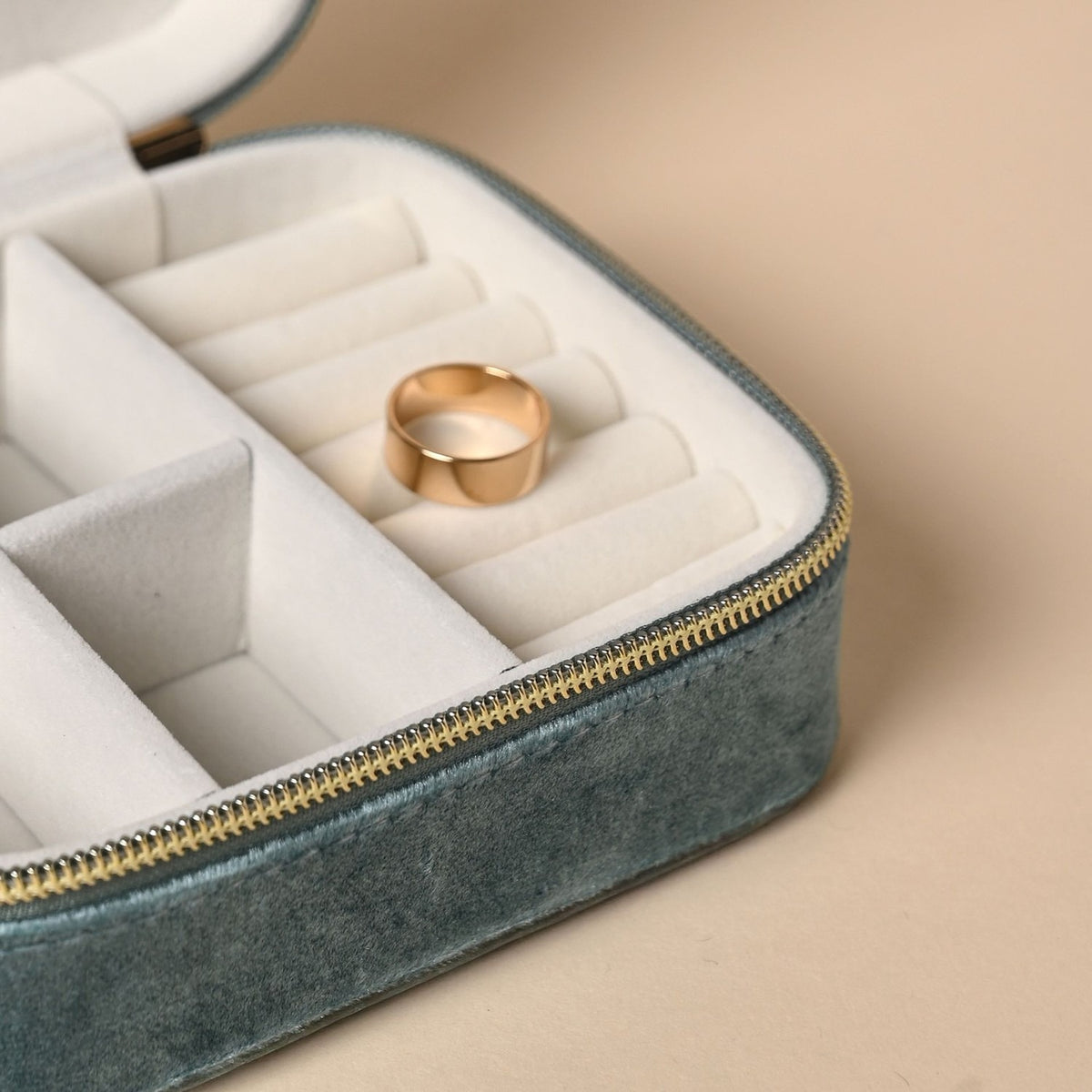 Classic Velvet Jewellery Box with Zip and Ring Rolls - Blue
