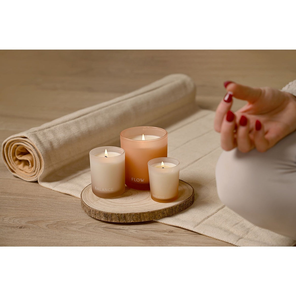 Balance Pink Pepper, Geranium & Amber Scented Candle - Off White