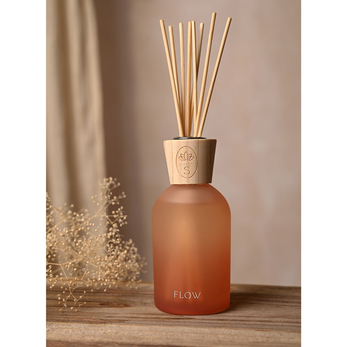 Flow Bergamot, Myrrh & Sandalwood Reed Diffuser 220ml - Peach