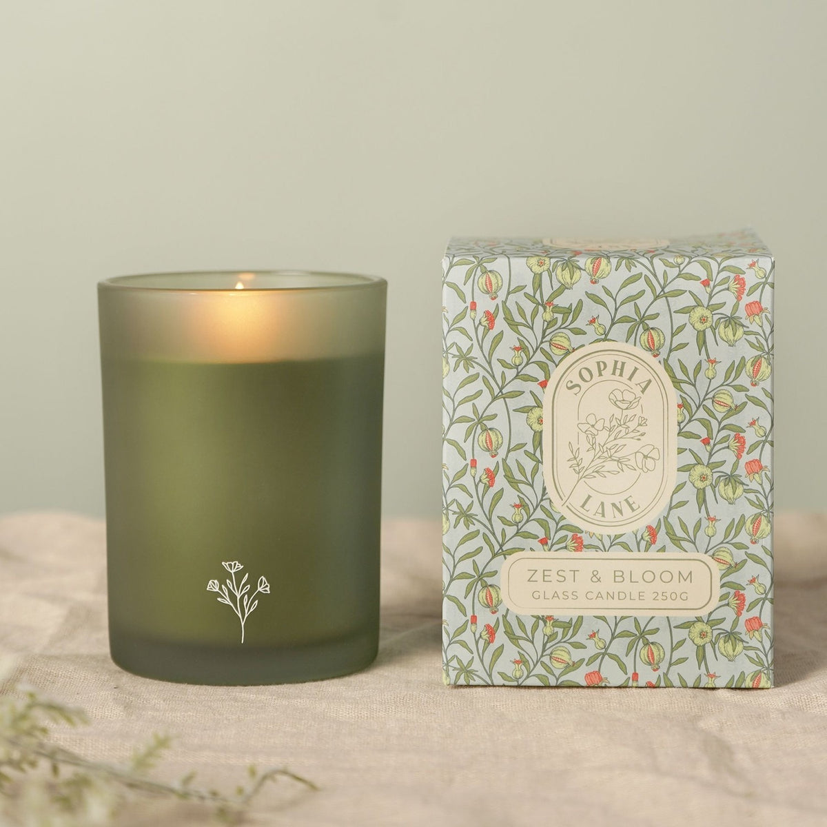 Zest & Bloom Matt Scented Candle with Floral Sprig - Green