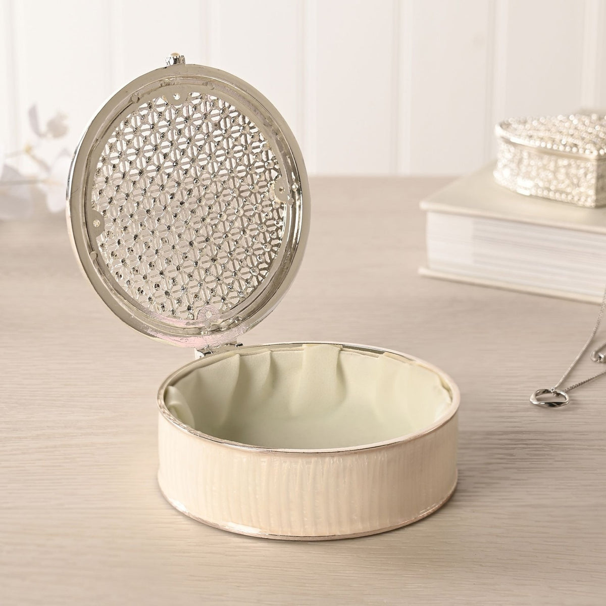 Round Crystals Trinket Box with Lattice Lid - Cream & Silver