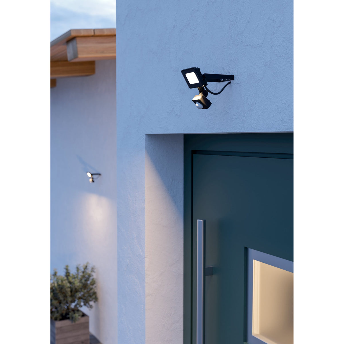 Tirnine LED Flood Light with Motion Sensor 8.5cm - Black