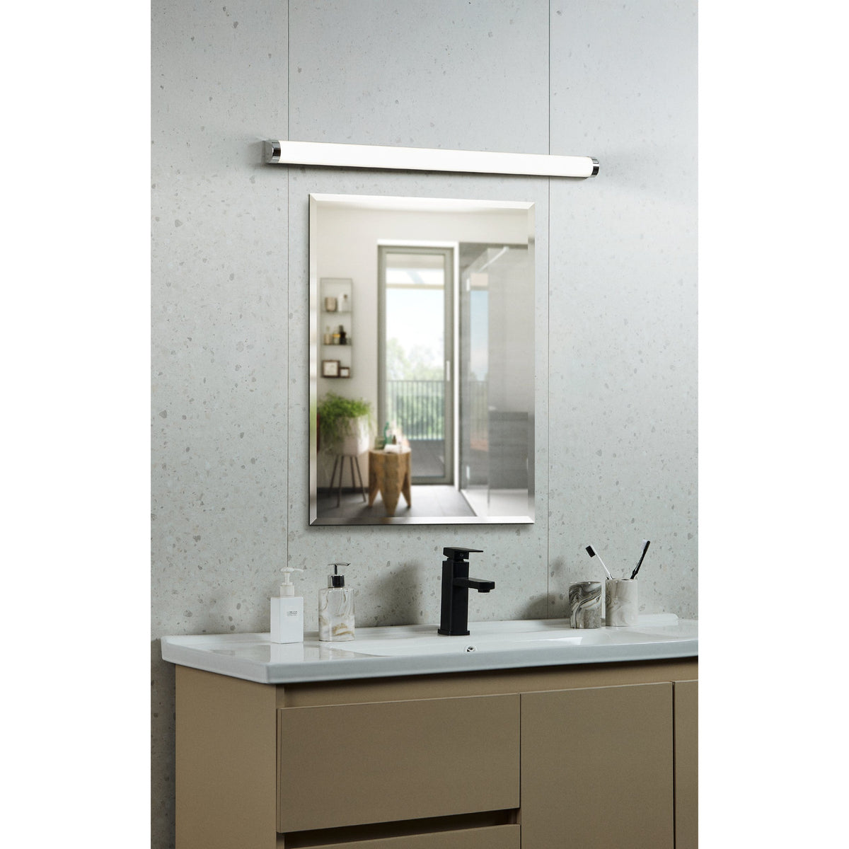 Tragacete 1 LED Bathroom Wall Light 60cm - Silver & Chrome