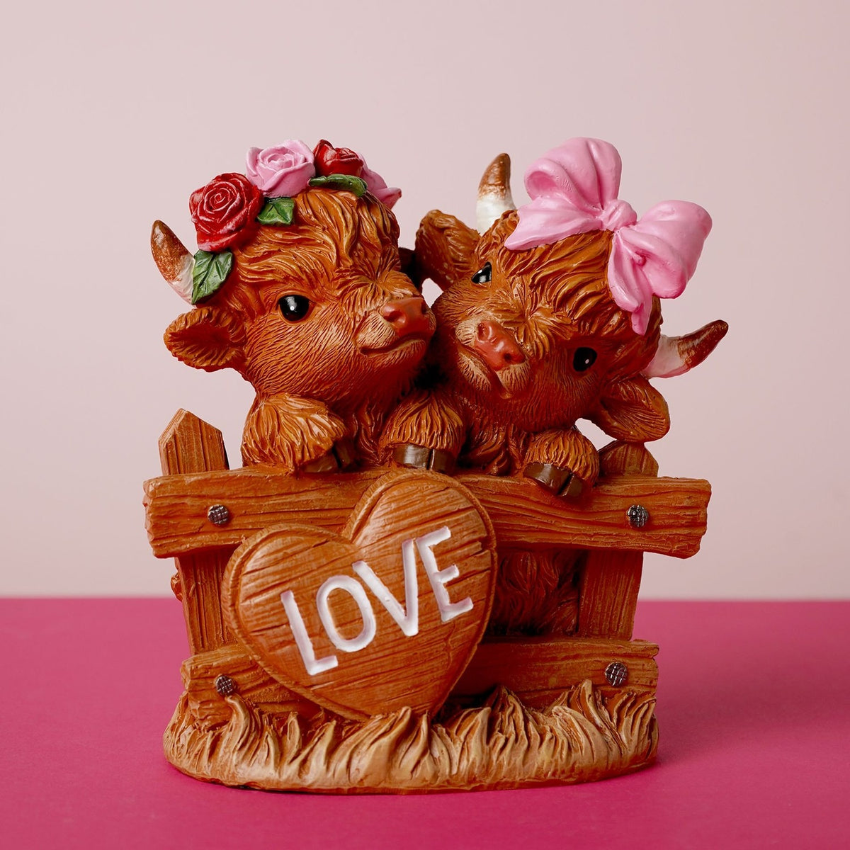 Highland Cow Couple 'Love' Heart Figurine - Brown & Pink