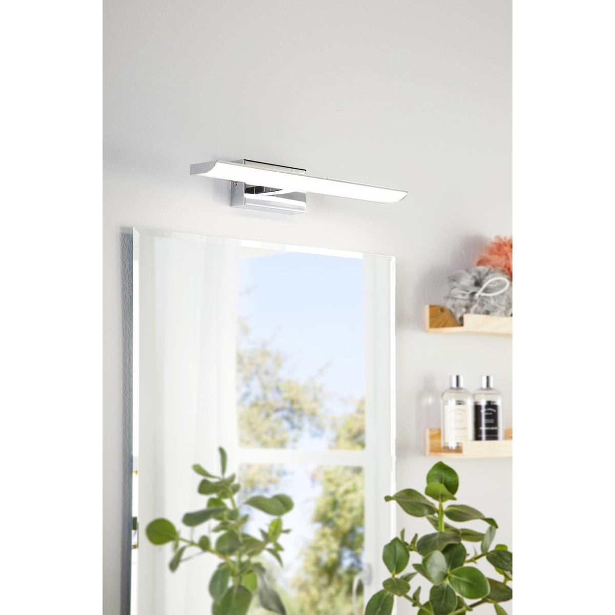 Virvarne LED Bathroom Wall Light - Chrome