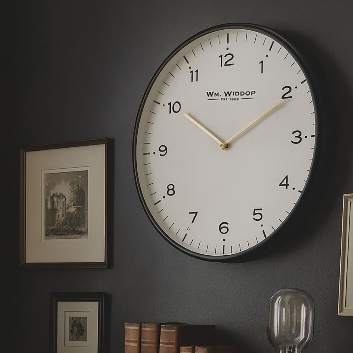 Round Ribbed Finish Metal Wall Clock - White & Black