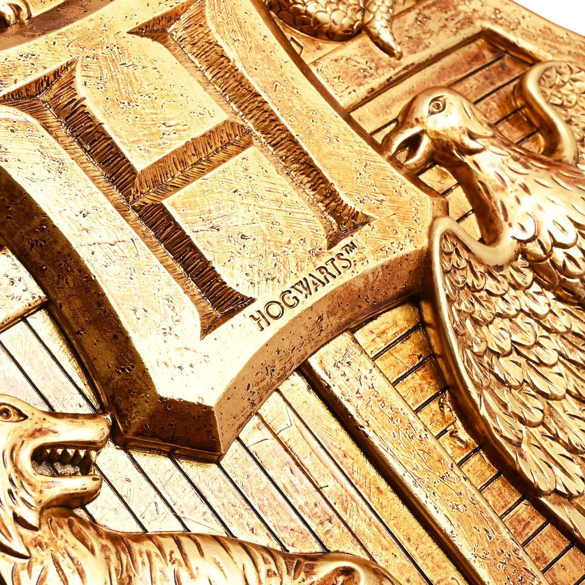 Harry Potter Hogwarts Crest Shield Resin Wall Art - Gold