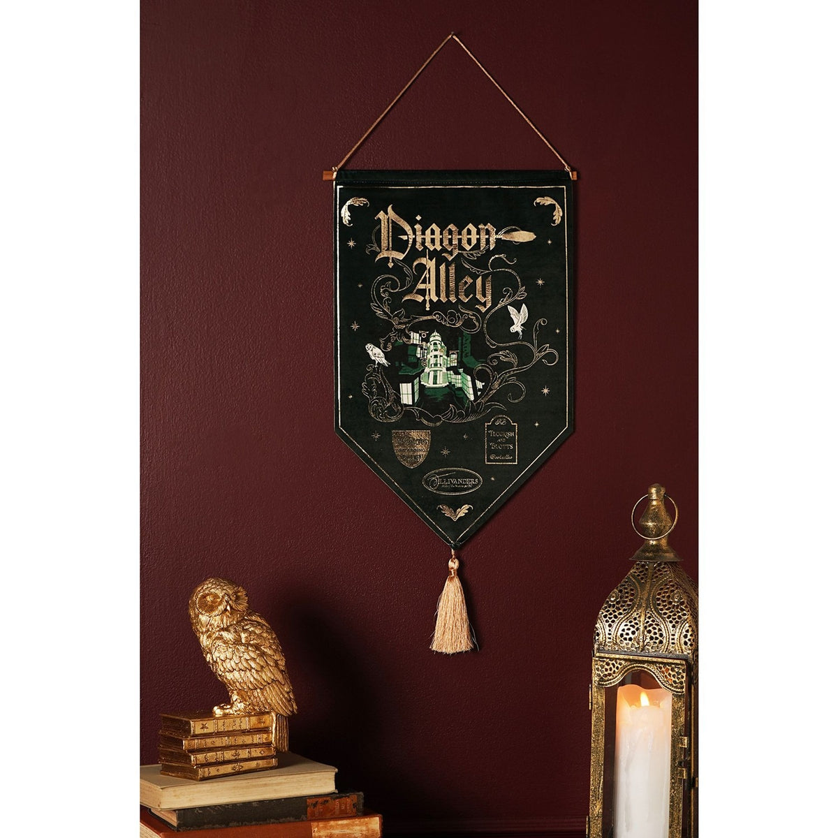 Harry Potter Diagon Alley Wall Banner with Tassel - Green