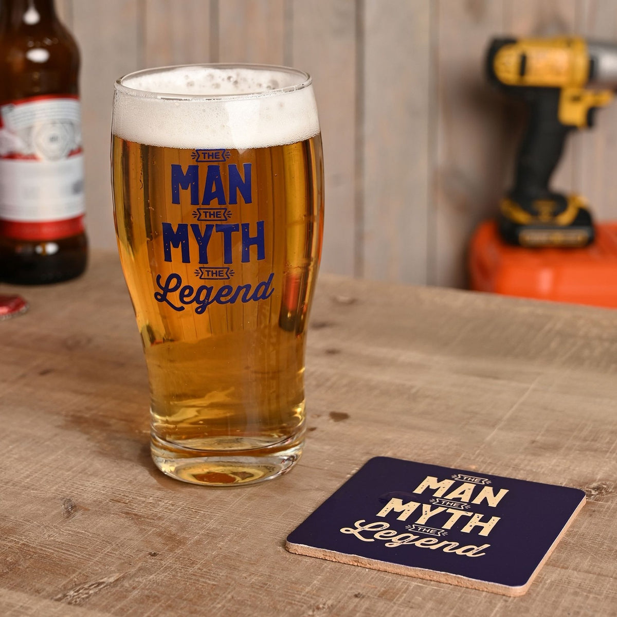 The Legend Pint Beer Glass 580ml with Coaster - Clear & Blue