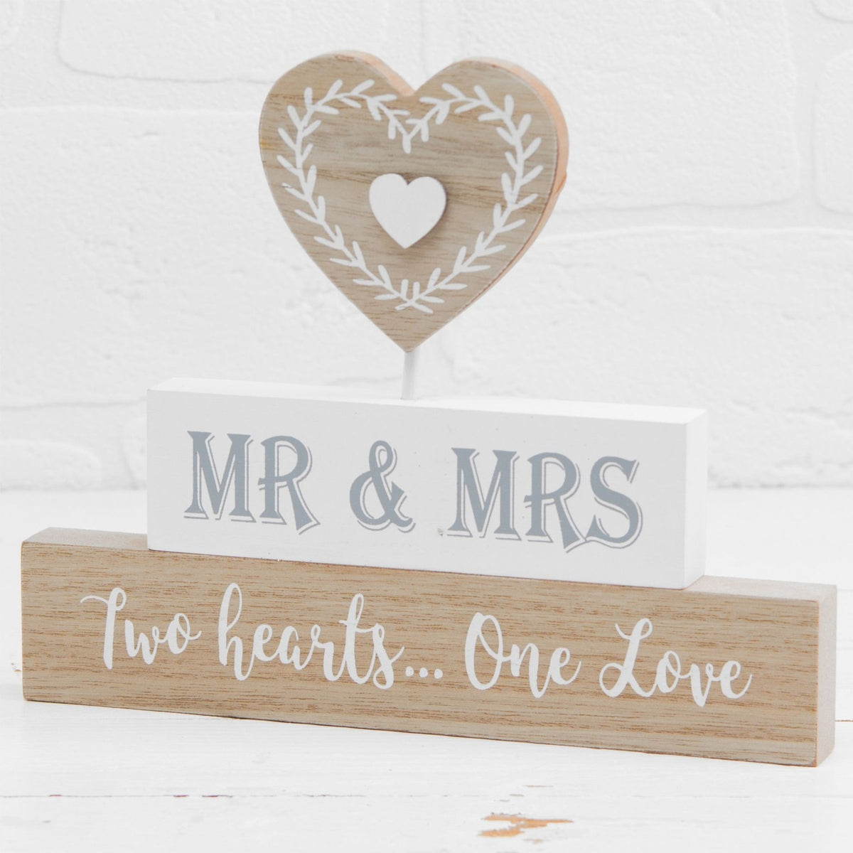Freestanding Mr & Mrs 2 Hearts Mantel Blocks Decoration - Wood