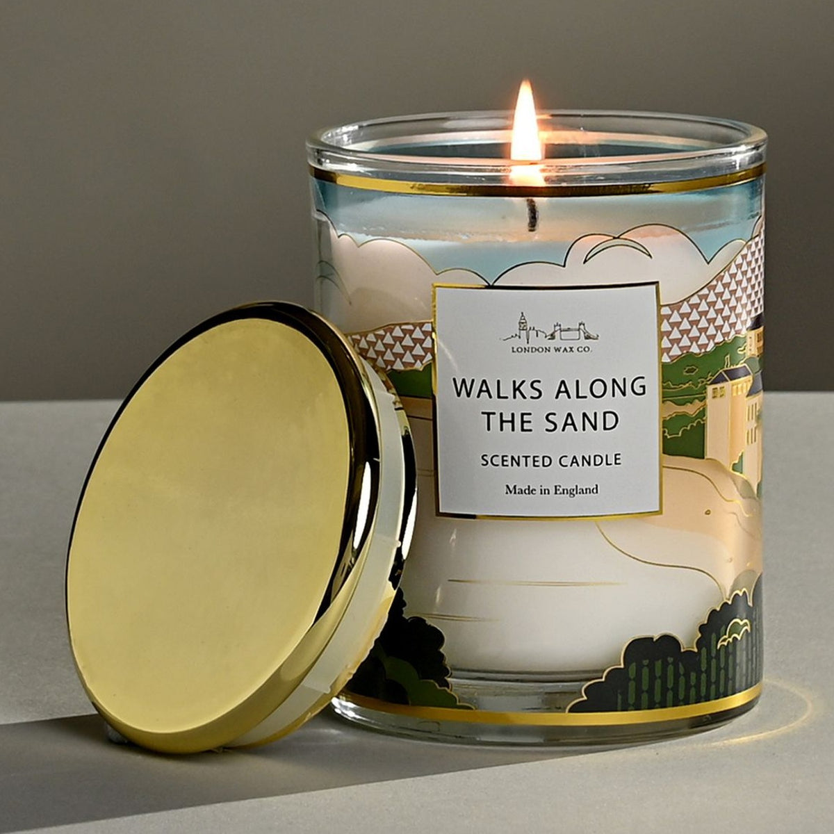 Walks Along the Sand Round 1 Wick Scented Candle 227g - Gold