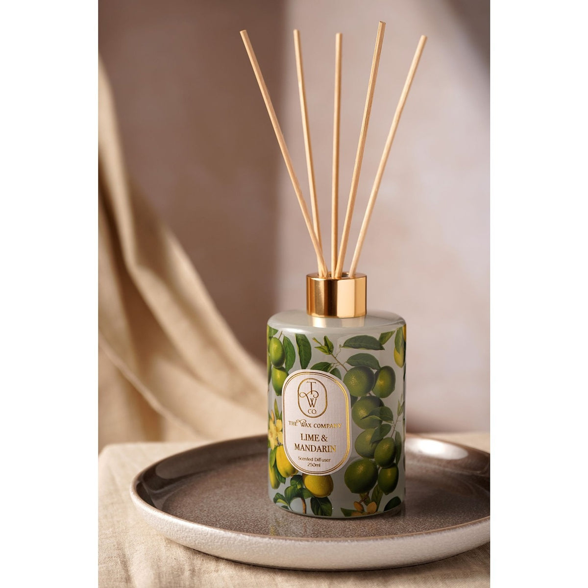 Lime & Mandarin Glass Reed Diffuser 250ml - White & Green