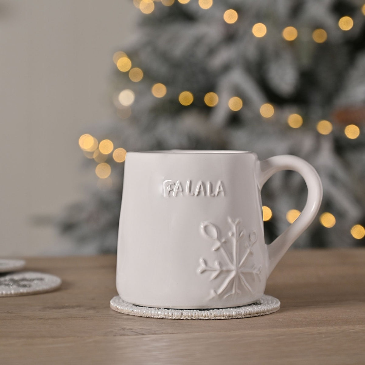 Embossed Falala and Snowflake Ceramic Mug 400ml - White