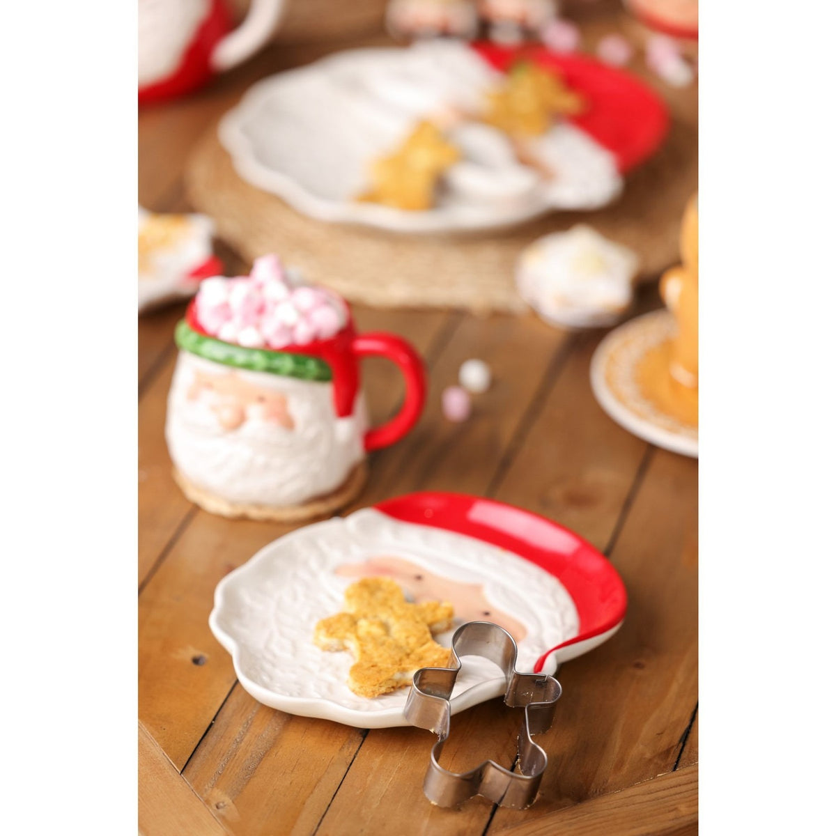 Mr Claus Santa Face Nordic Ceramic Plate with Red Hat - White