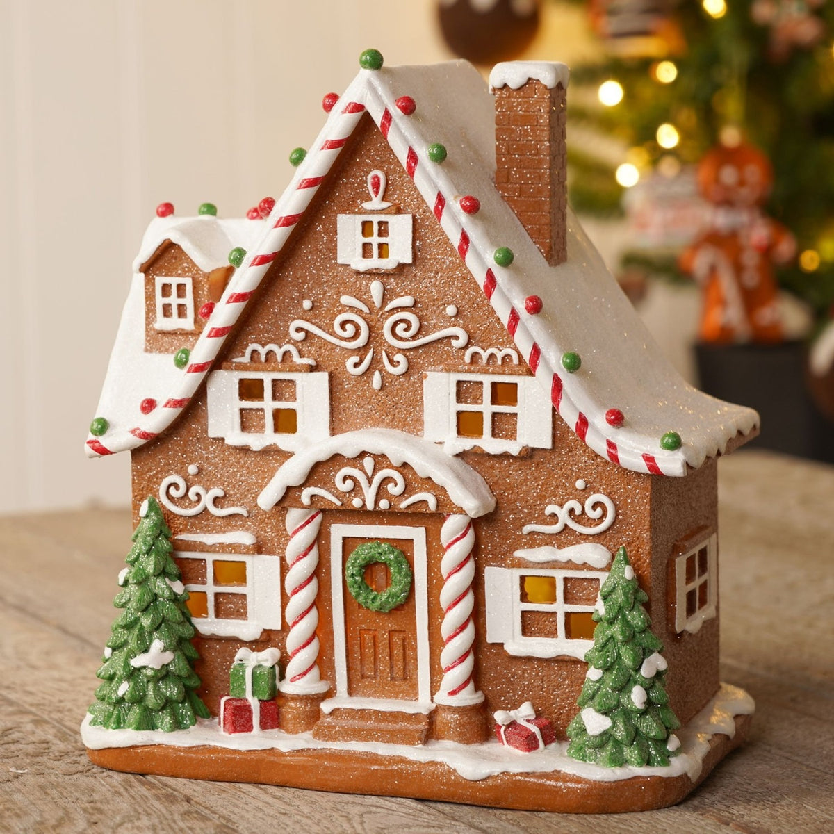 Gingerbread House LED Light-Up Decoration 25.5cm - Brown & White