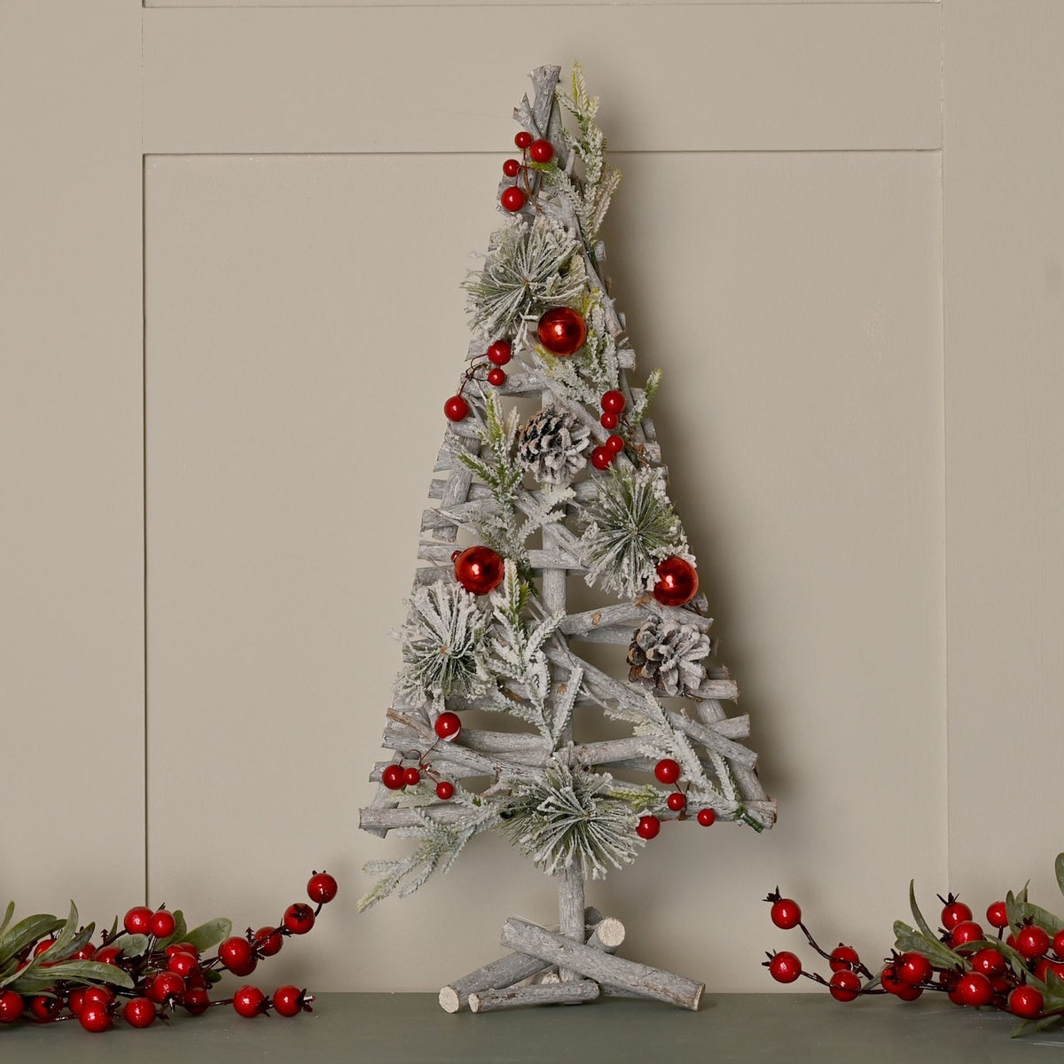 Snow Foliage Tree Wood Wreath with Berries 24.5 x 54.5cm - White