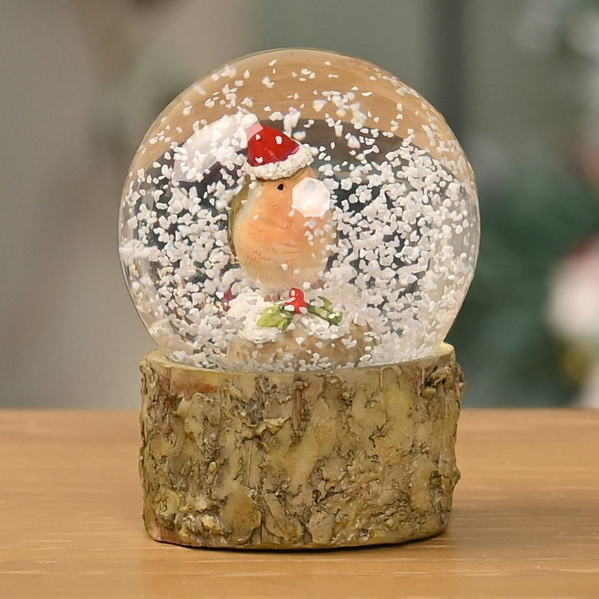 Christmas Robin Tree Trunk Resin Snow Globe 8.8cm - Brown & Clear