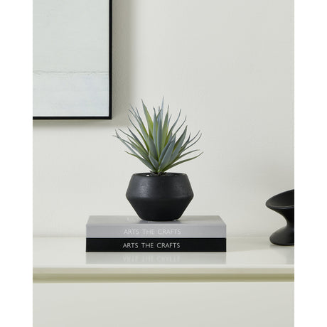 Yulara Artificial Agave - Green & Black